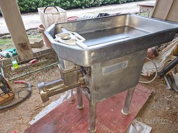 tritacarne professionale