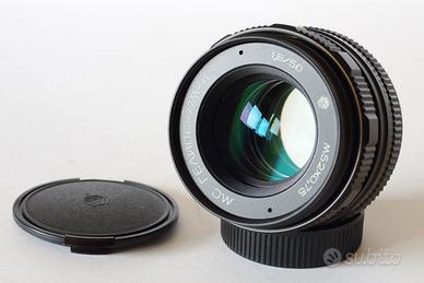 MC Helios 77M-4 50mm F/1.8 M42 RARO swirly bokeh