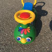 Bruco cavalcabile per bambini