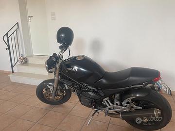 Ducati Monster 900 (1999) – Nera