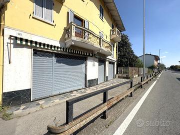 NEGOZIO A IVREA