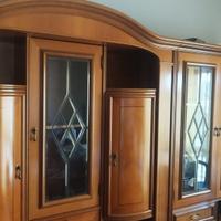 Mobile salotto stile classico più tavolo con sedie