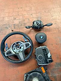 Volante M BMW M135i F40 con airbag