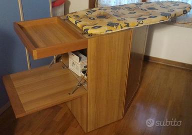 Mobile con asse da stiro a scomparsa