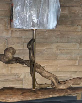 Lampada artigianale fatta a mano in legno