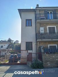 Appartamento di 150 m² con 4 locali a Fonte Nuova