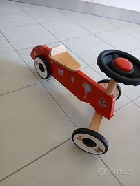 Triciclo in legno