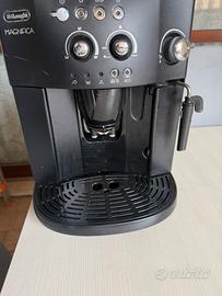 Macchinetta per caffè delonghi