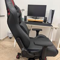 Sedia gaming/ monitor