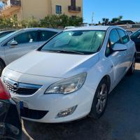 Opel Astra 1.9 16V CDTI 150CV 5 porte Cosmo