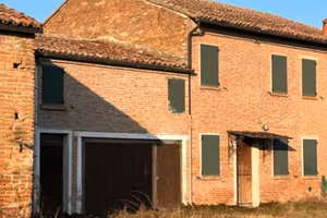 Casale di campagna+fienile e varie pertinenze