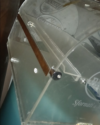 Contenitore per uso cornetteria in buone condizion