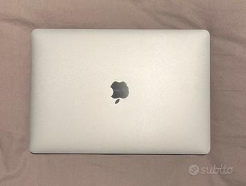 MacBook Air 13”