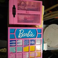 armadi Barbie 