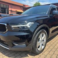VOLVO XC40 T2 Momentum Pro (AUTOCARRO N1)
