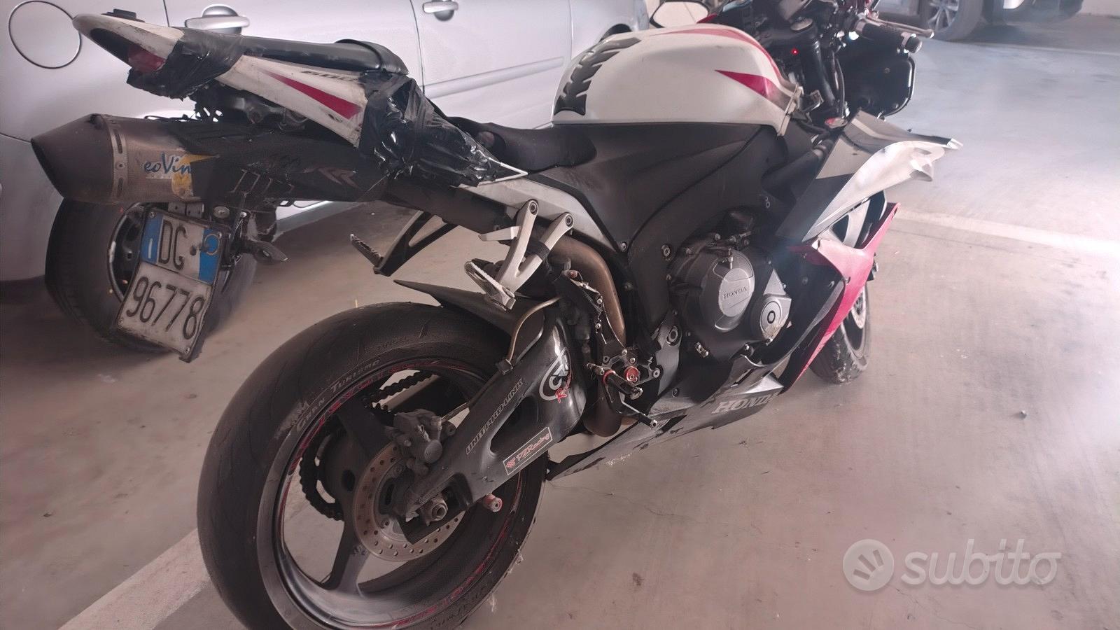 Motorcycle Cbr 600 Incidentata Honda CBR 600 Rr 2008 Incidentata