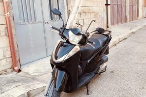  Honda sh300 motore fatto nuovo 