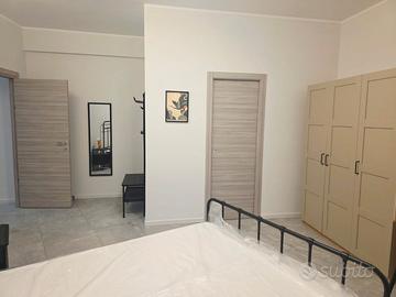 Camera ampia con bagno privato