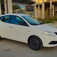 Lancia Ypsilon 1.2 benzina 69CV Gold Tech