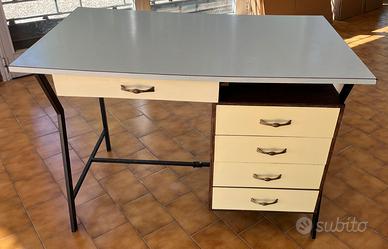 Scrivania vintage anni 50'/60'