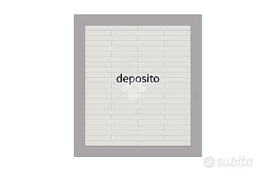DEPOSITO A NAPOLI