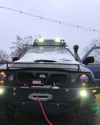 Paraurti Anteriore Nissan Terrano 2 Grezzo