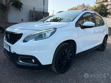 Peugeot 2008 1.2 83cv GPL
