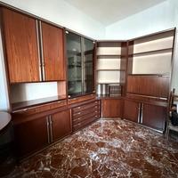 Parete attrezzata angolare in legno