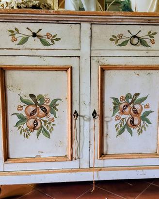 mobile credenza in legno stile shabby