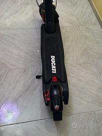 Monopattino ducati