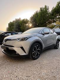 Toyota C-HR 1.8 Hybrid E-CVT Style+