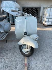 Vespa faro basso