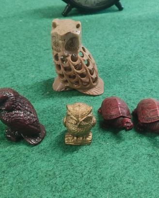 lotto di statuine e miniature