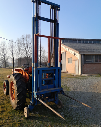 Muletto per rotoballe e casse