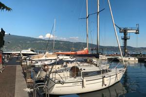Barca a vela Comet 800