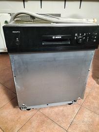 lavastoviglie Bosh da incasso con frontalino