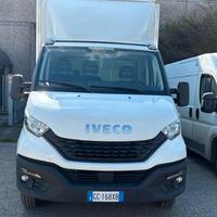 Furgone Iveco Daily Cassonato 8 Bancali