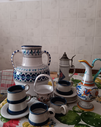 Vasi brocche etc. ceramica italiana