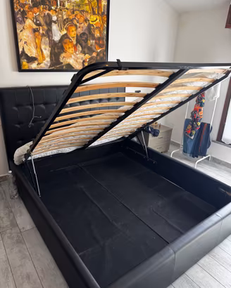 Letto matrimoniale con contenitore