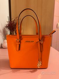 Borsa e Portacarte Michael Kors Jet Set Travel