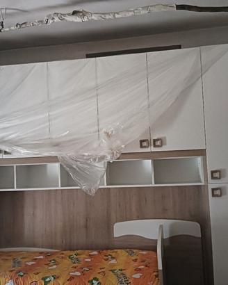 Cameretta: ponte con due lettini