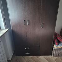 Cassettiera Ikea Hemnes+Armadio 3 ante leggi bene