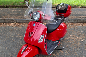 Piaggio Vespa GTS 300 i.e. Super