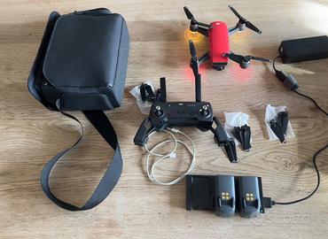 DJI Spark (fotocamera rotta) Fly More 3 batterie
