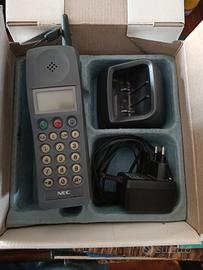 telefono cellulare NEK