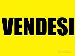 CENTRO Porzione di casa libera terra tetto mq 500