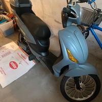 bicicletta elettrica da aggiustare