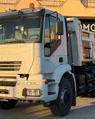 IVECO TRAKKER 380 6X4 2006