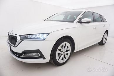 Skoda Octavia Wagon Style DSG BR860983 2.0 Diesel 