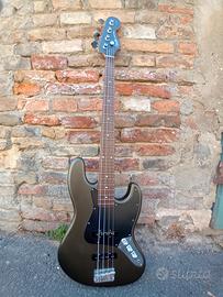 Basso FENDER SQUIER JAZZ BASS STANDARD
